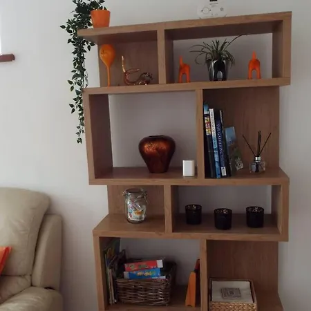 Self Catering Family In *